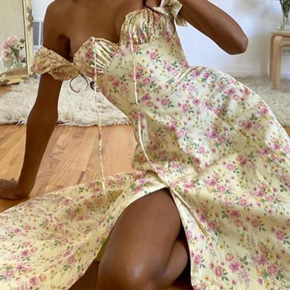 Floral dress - Picture 2 of 3